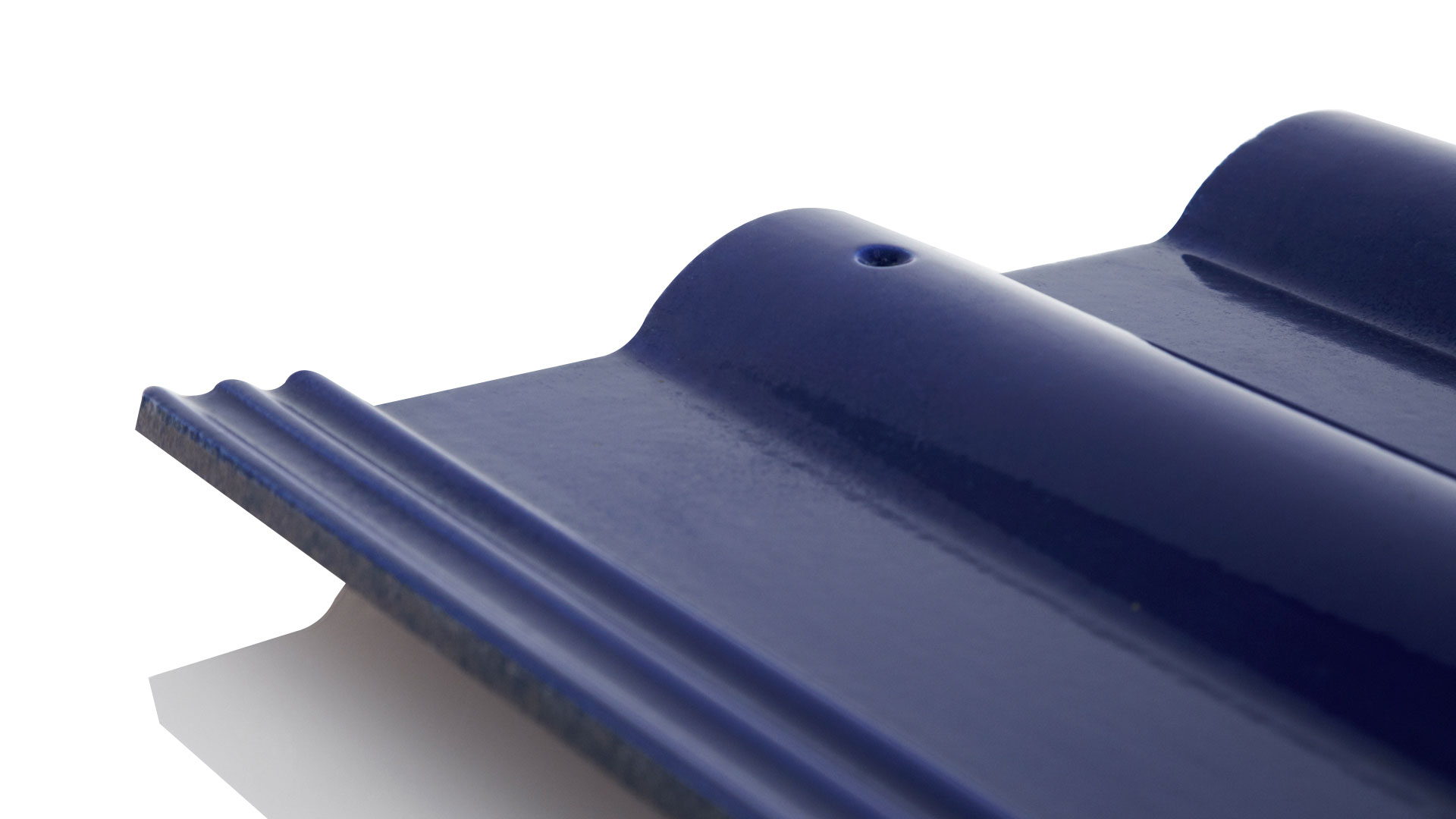 กระเบื้องหลังคาเซรามิก เอสซีจี รุ่นเอ็กซ์เซลล่า คลาสสิค สีคริสตัล บลู 2 กระเบื้องหลังคาเซรามิก เอสซีจี รุ่นเอ็กซ์เซลล่า คลาสสิค สีคริสตัล บลู